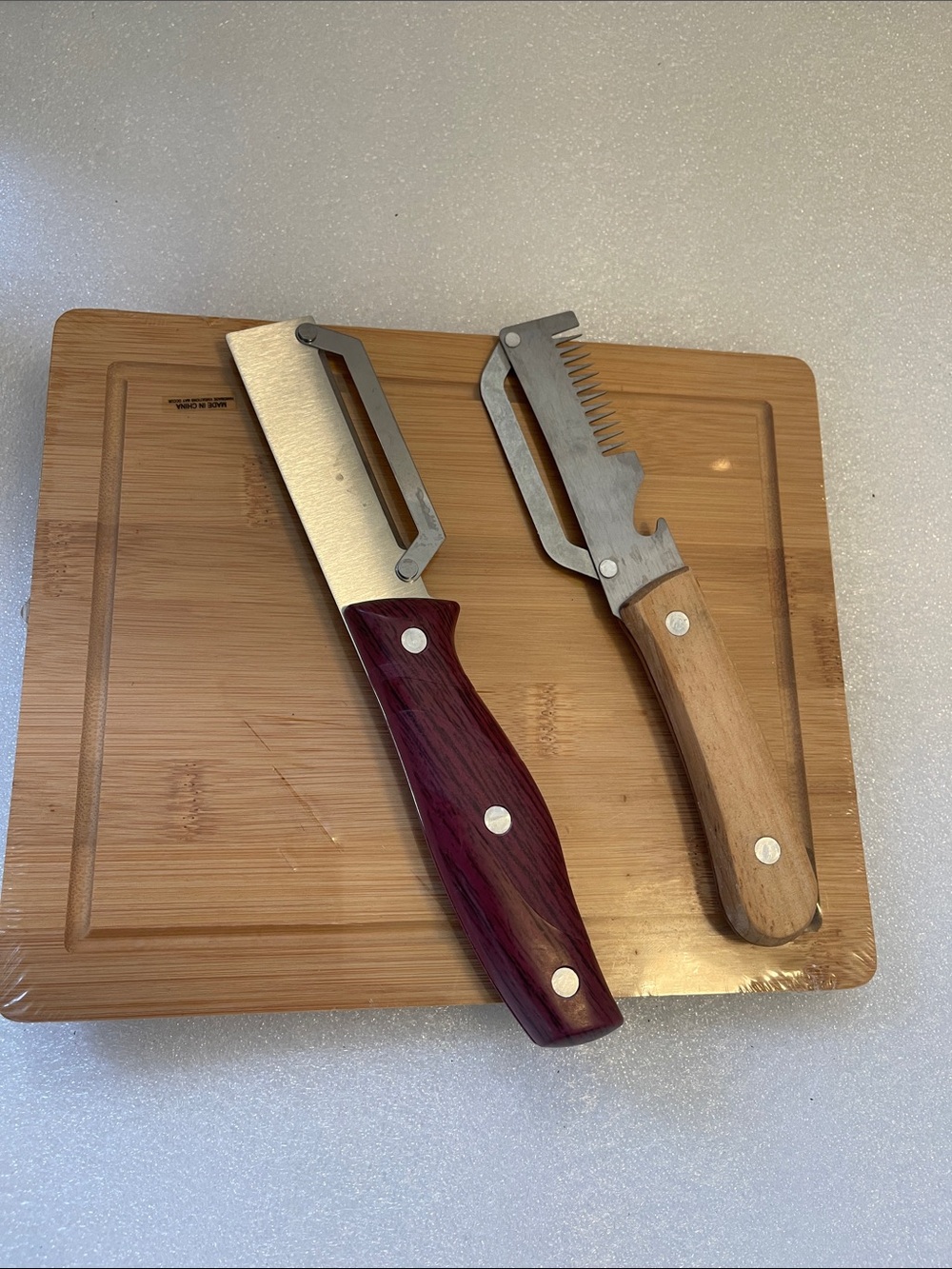 Two Wood Handle Vegetable Peelers and Natural Wooden Cutting Board. All NWT